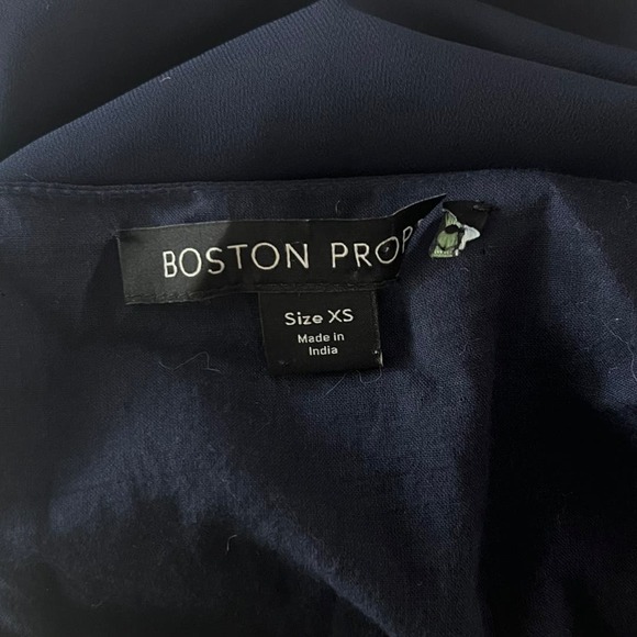 Boston Proper Navy Shell Embellished Kaftan Top XS - Picture 6 of 7